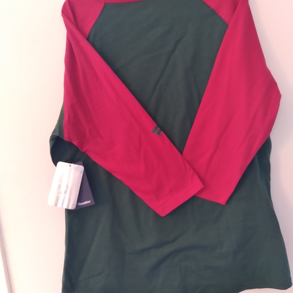 Minnesota wild shirt for women Size XL color green and red - Picture 13 of 14